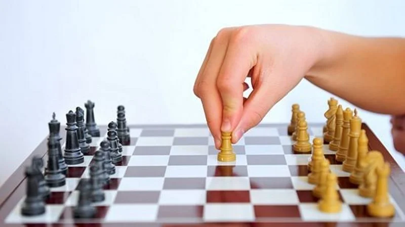 Principes d'une ouverture aux échecs